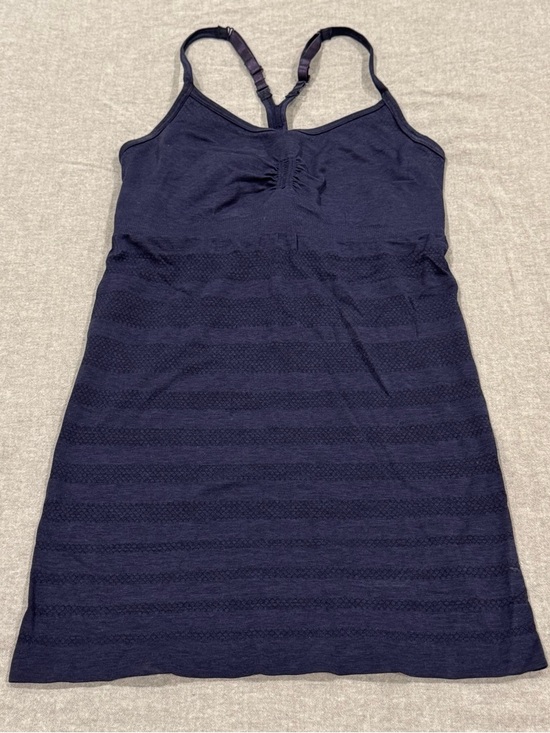 lululemon athletica Tops - Lululemon Navy Strappy Knit shelf bra tank with Textured Stripes